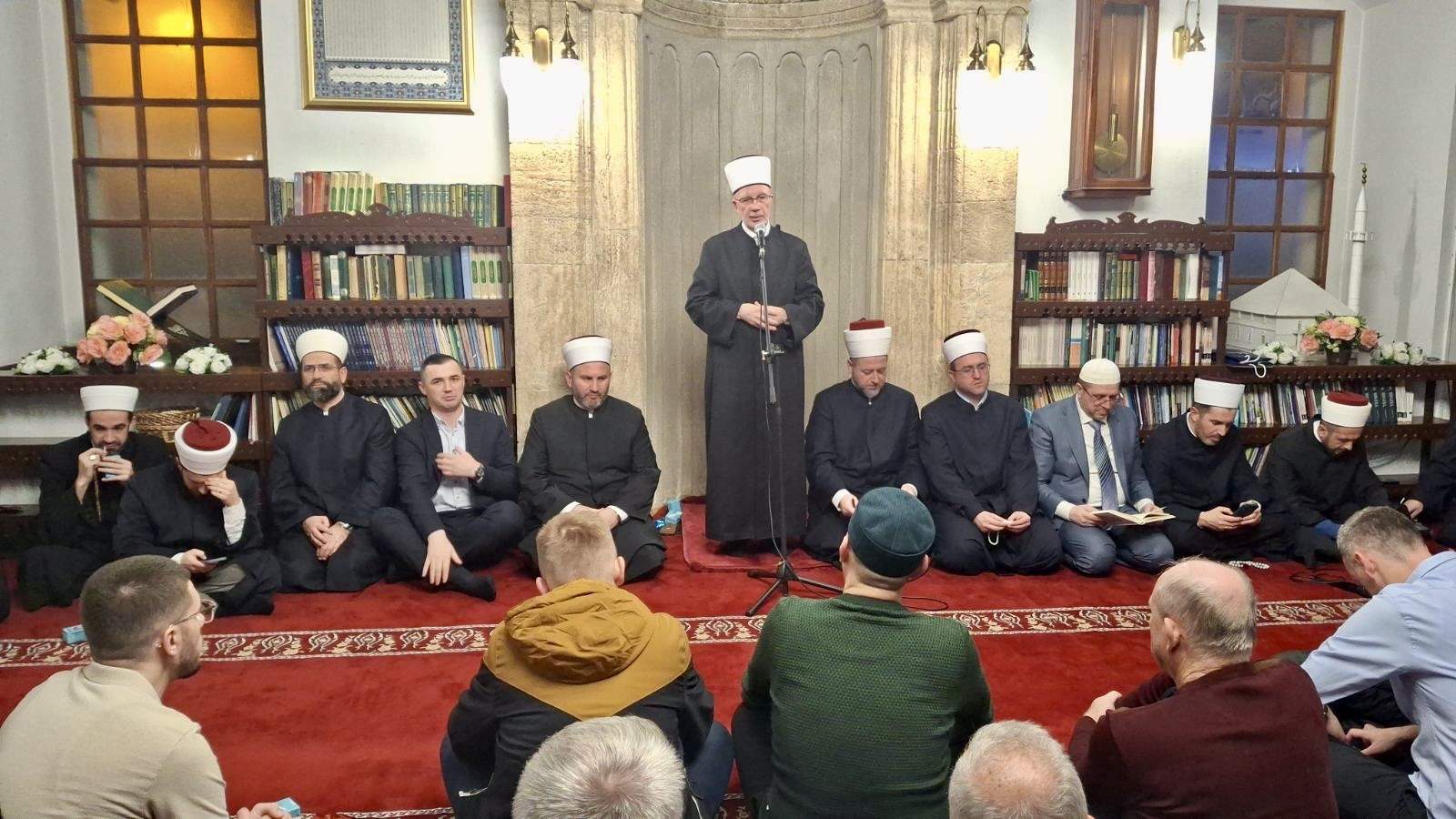 TZ 2026-01-15_21-33-02-225.jpg - Program povodom Lejletul-Miradža u Tuzli: Namaz je na&scaron;e najbolje djelo